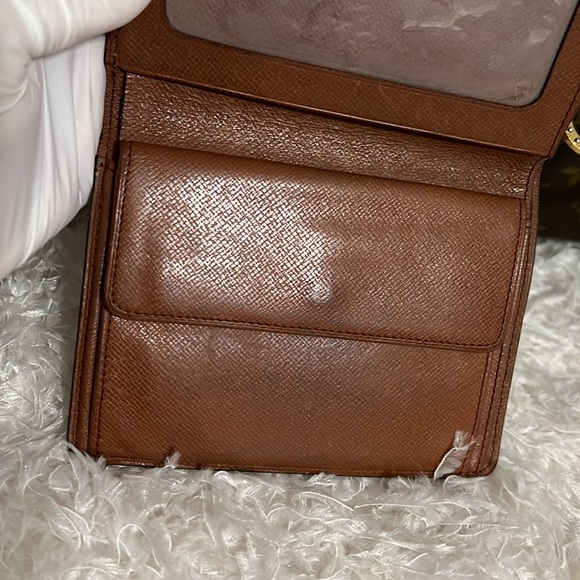 Vintage Louis Vuitton Monogram Bifold Unisex Wallet - Picture 7 of 17